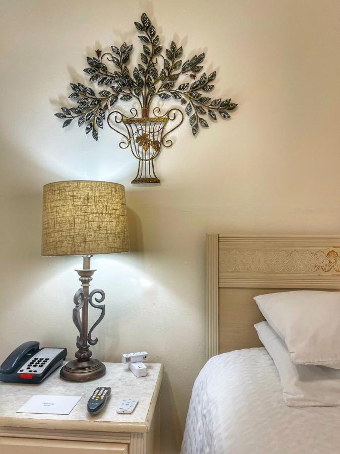 The Casablanca Hotel 키웨스트 외부 사진