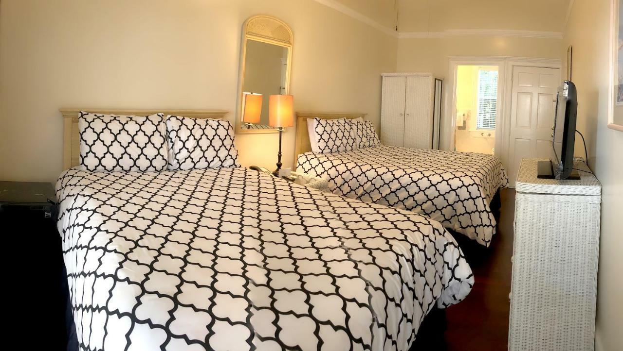 The Casablanca Hotel 키웨스트 외부 사진